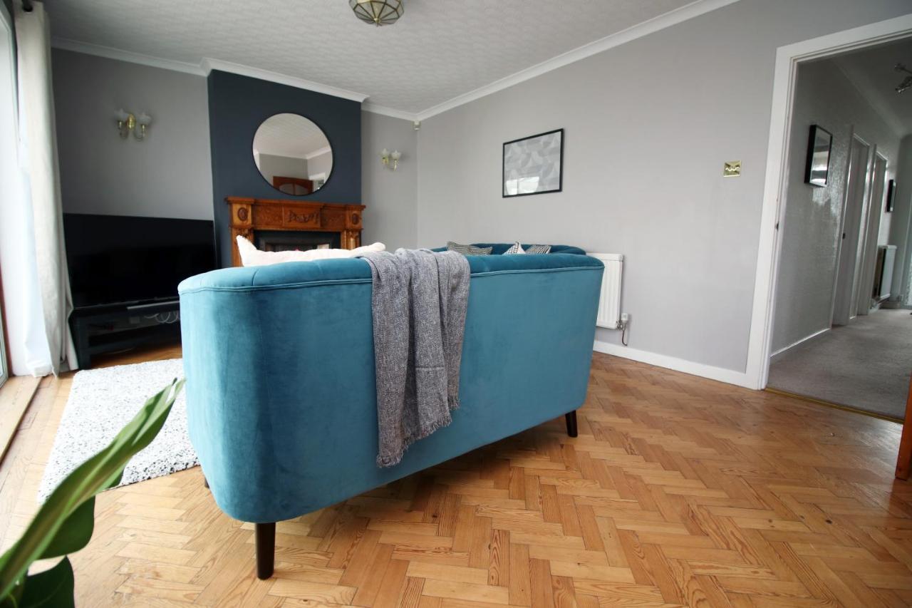 Becky'S Bungalow By Ty Sa -Spacious 4 Bed Bungalow Cardiff Esterno foto