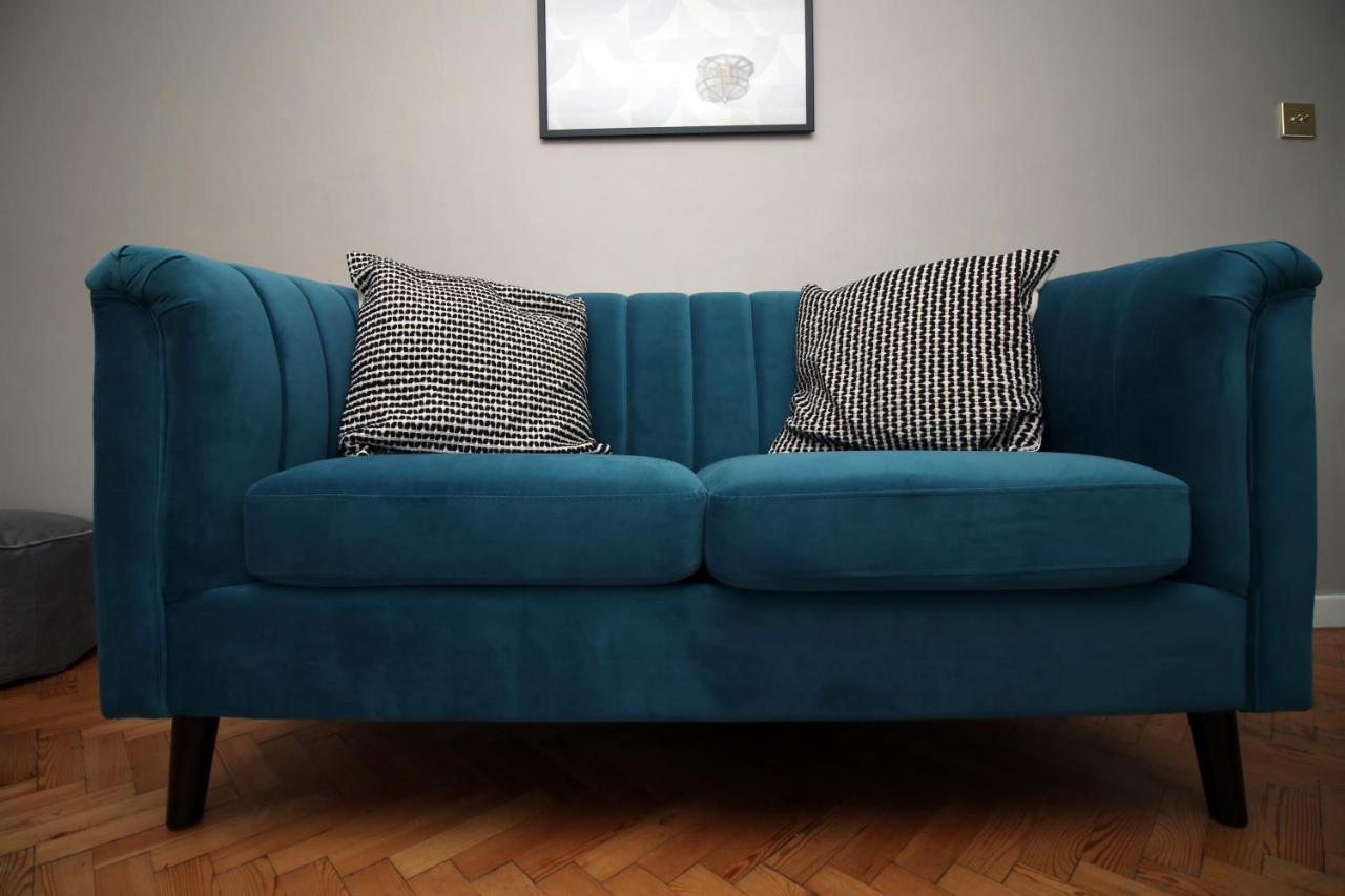 Becky'S Bungalow By Ty Sa -Spacious 4 Bed Bungalow Cardiff Esterno foto